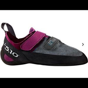 NWOT Five Ten Climbing shoes